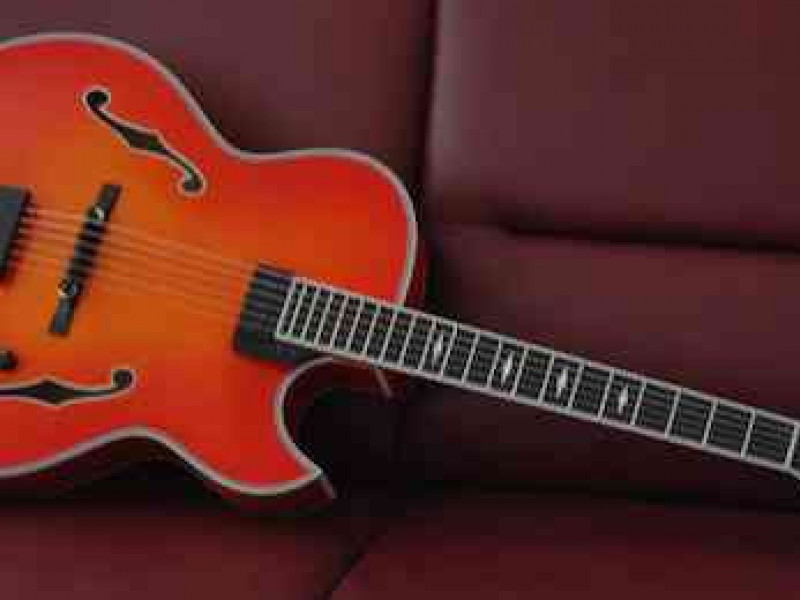 Robben Fords Gitarre, fertiggestellt und zugestellt